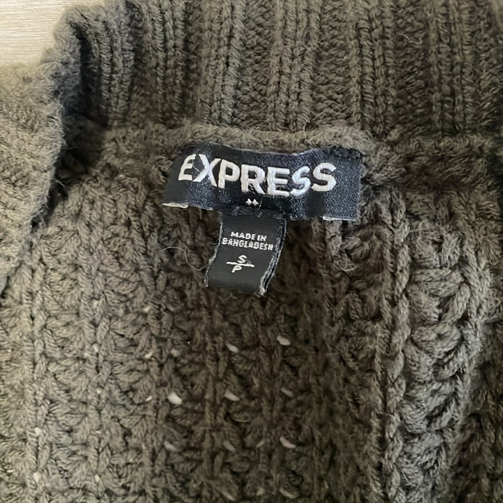 Sweater - Picture 2 of 3